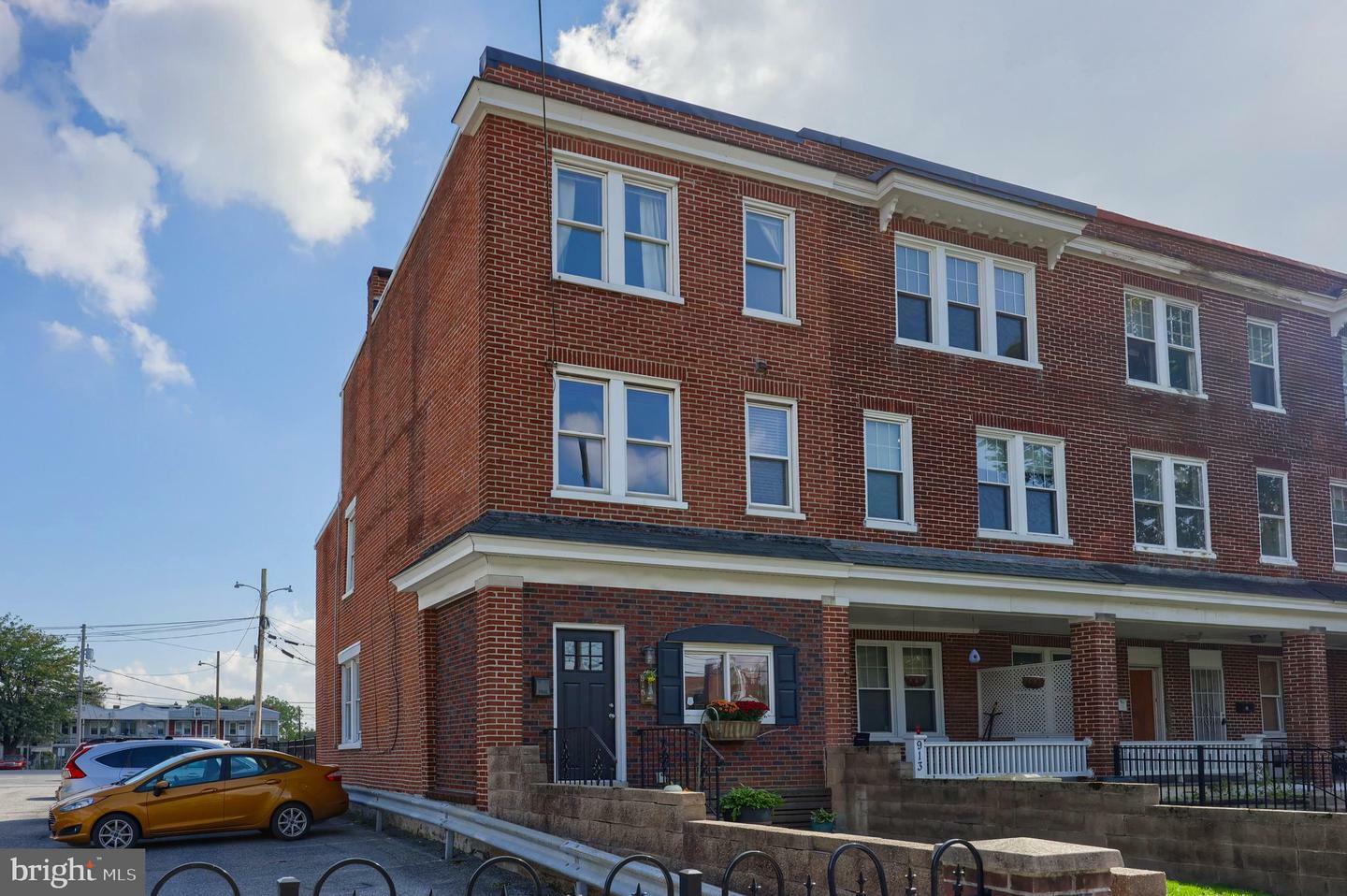 Property Photo:  915 N Duke Street  PA 17602 