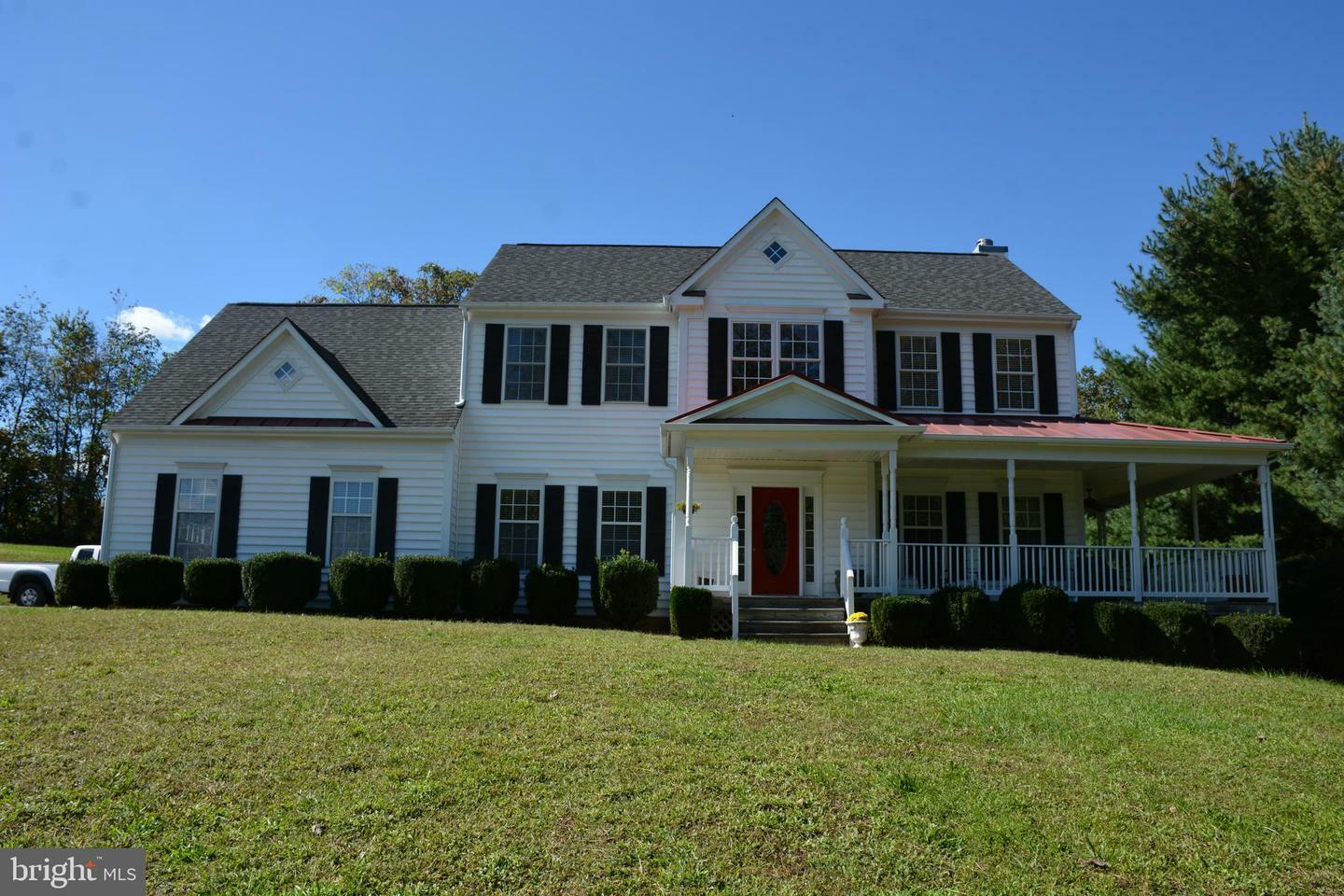 Property Photo:  4752 Leeds Lane  VA 20115 