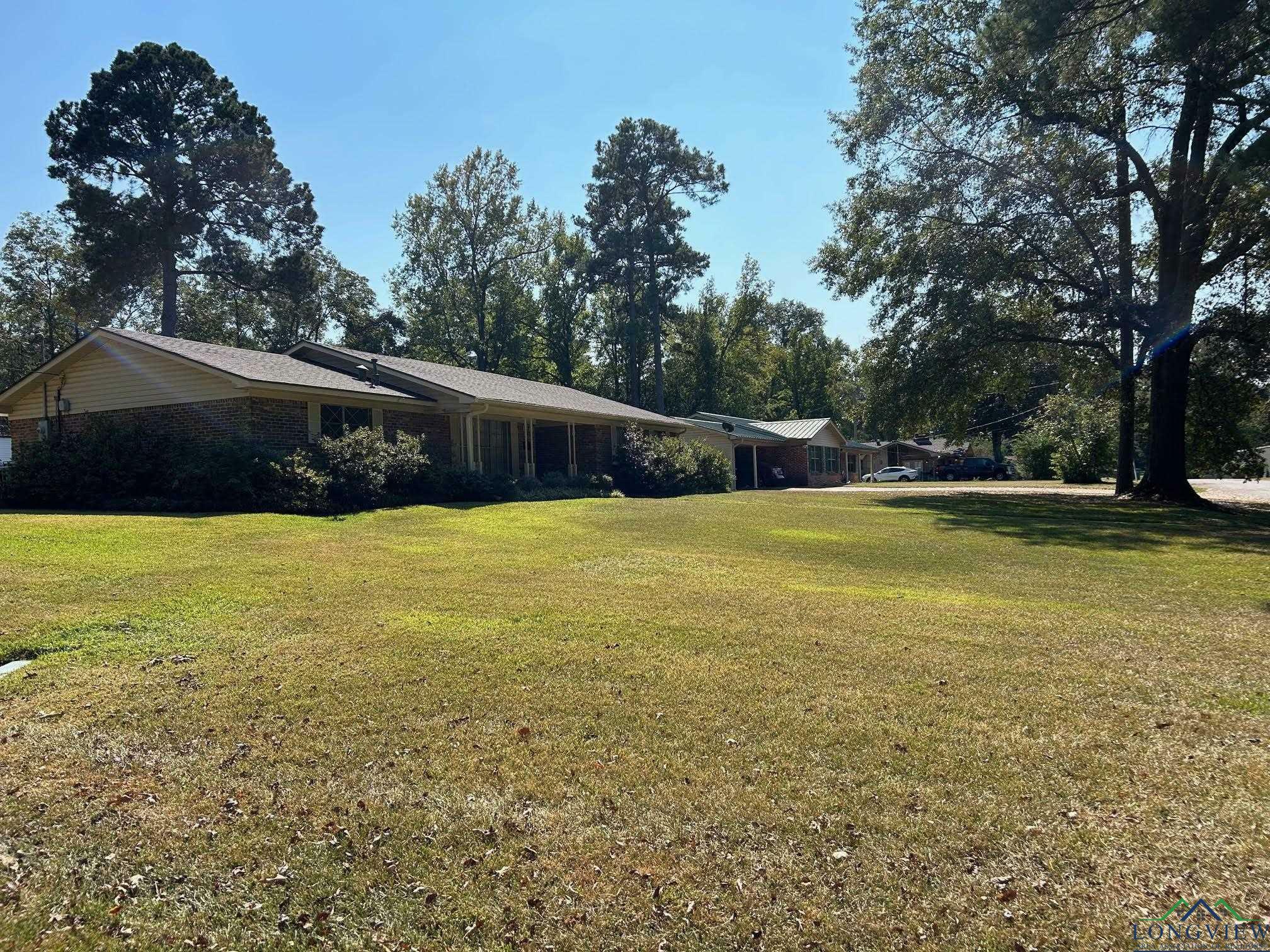 Property Photo:  306 Whaley  TX 75672 