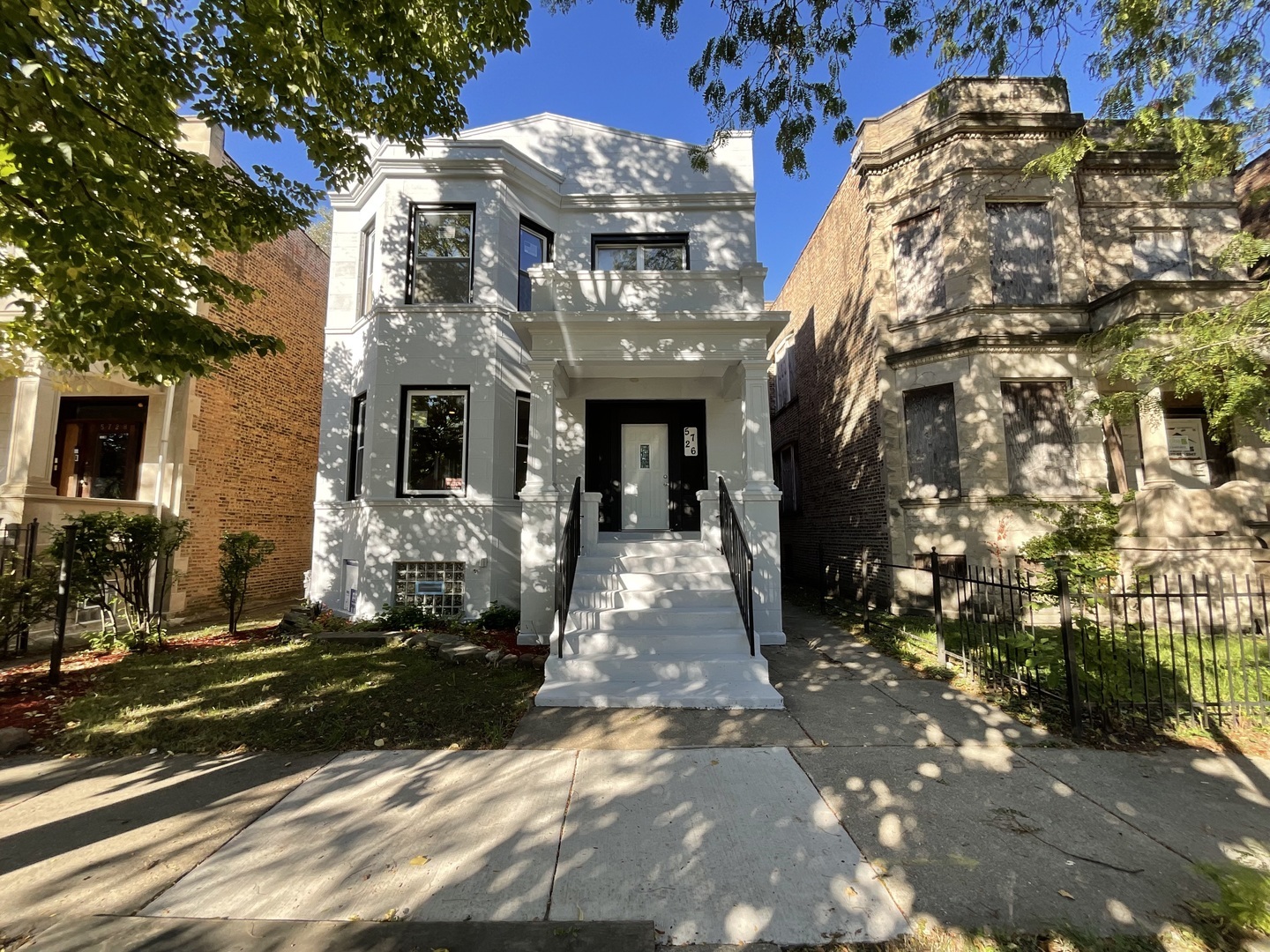 Property Photo:  5726 S Sangamon Street  IL 60621 