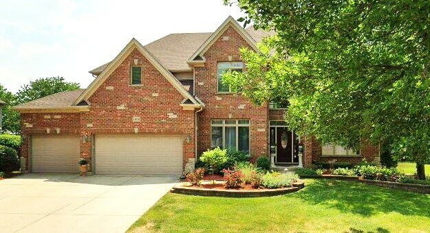 5608 Bergamot Court  Naperville IL 60564 photo