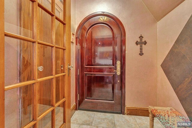 Property Photo:  38 Grant Avenue  NJ 07010 