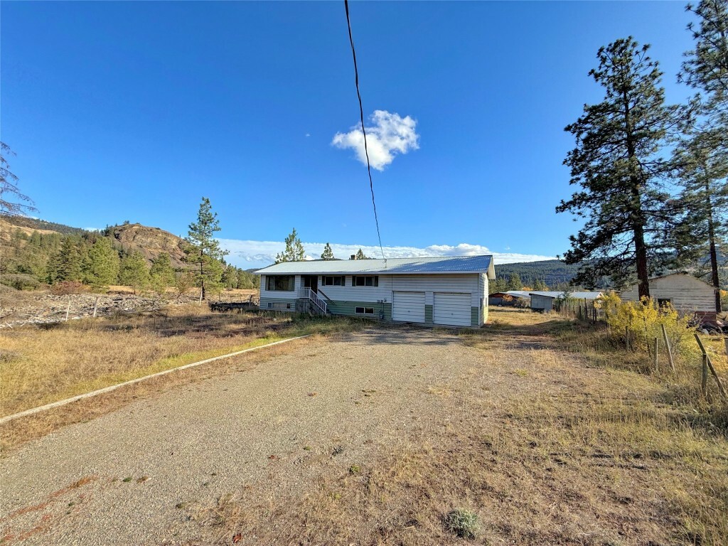 339 6th Avenue  Princeton BC V0X 1W0 photo