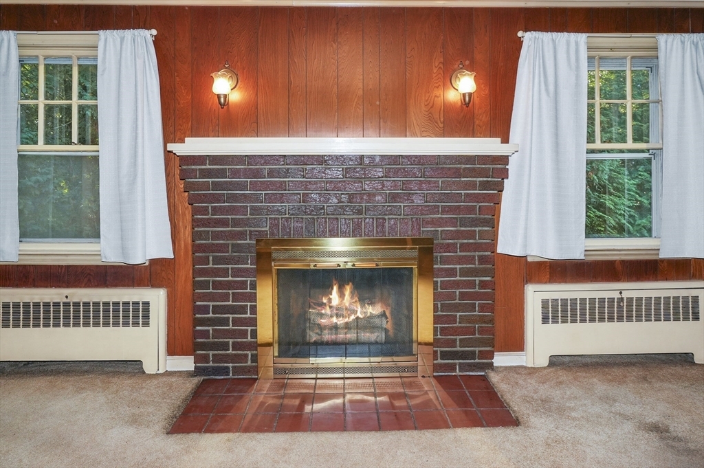 Property Photo:  6 Prospect Pkwy  MA 01501 