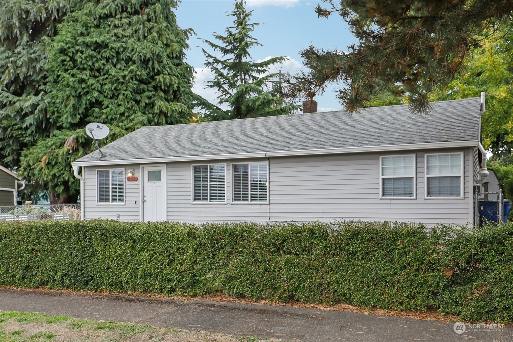 Property Photo:  1922 W 27th Street  WA 98660 