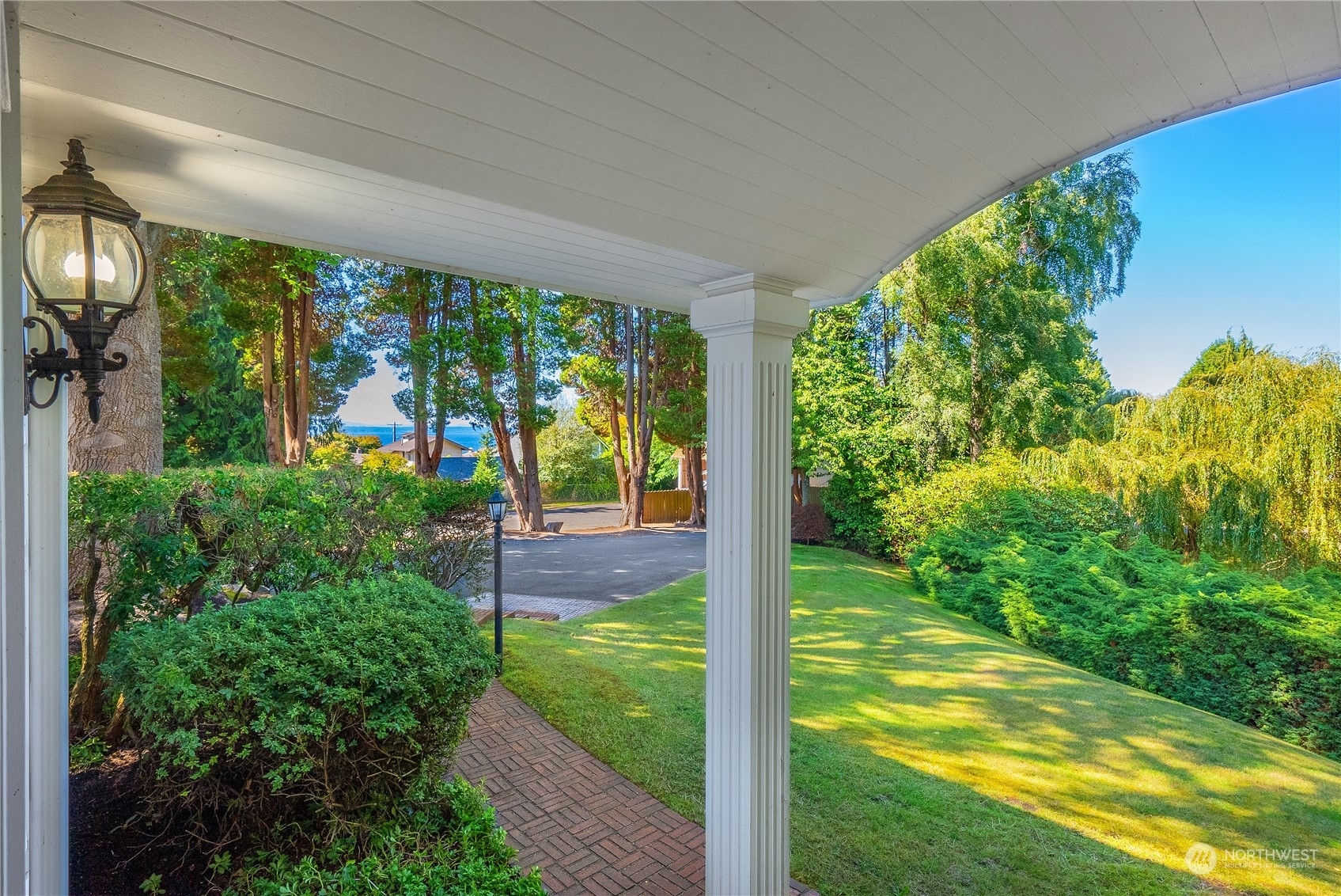 Property Photo:  9722 Cherry Street  WA 98020 