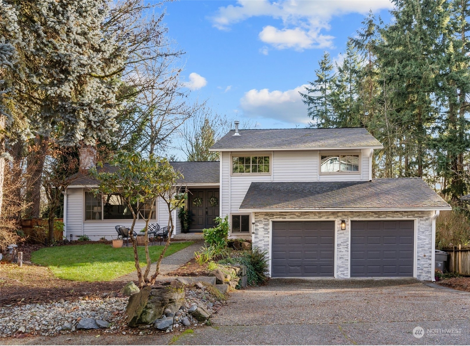 Property Photo:  13212  94th Avenue NE  WA 98034 