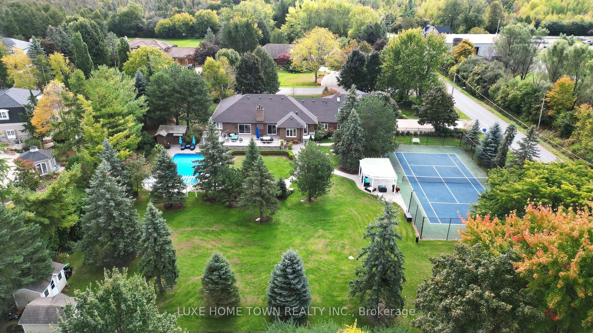 Property Photo:  2 Prince Rupert Dr  ON L1E 1Z2 