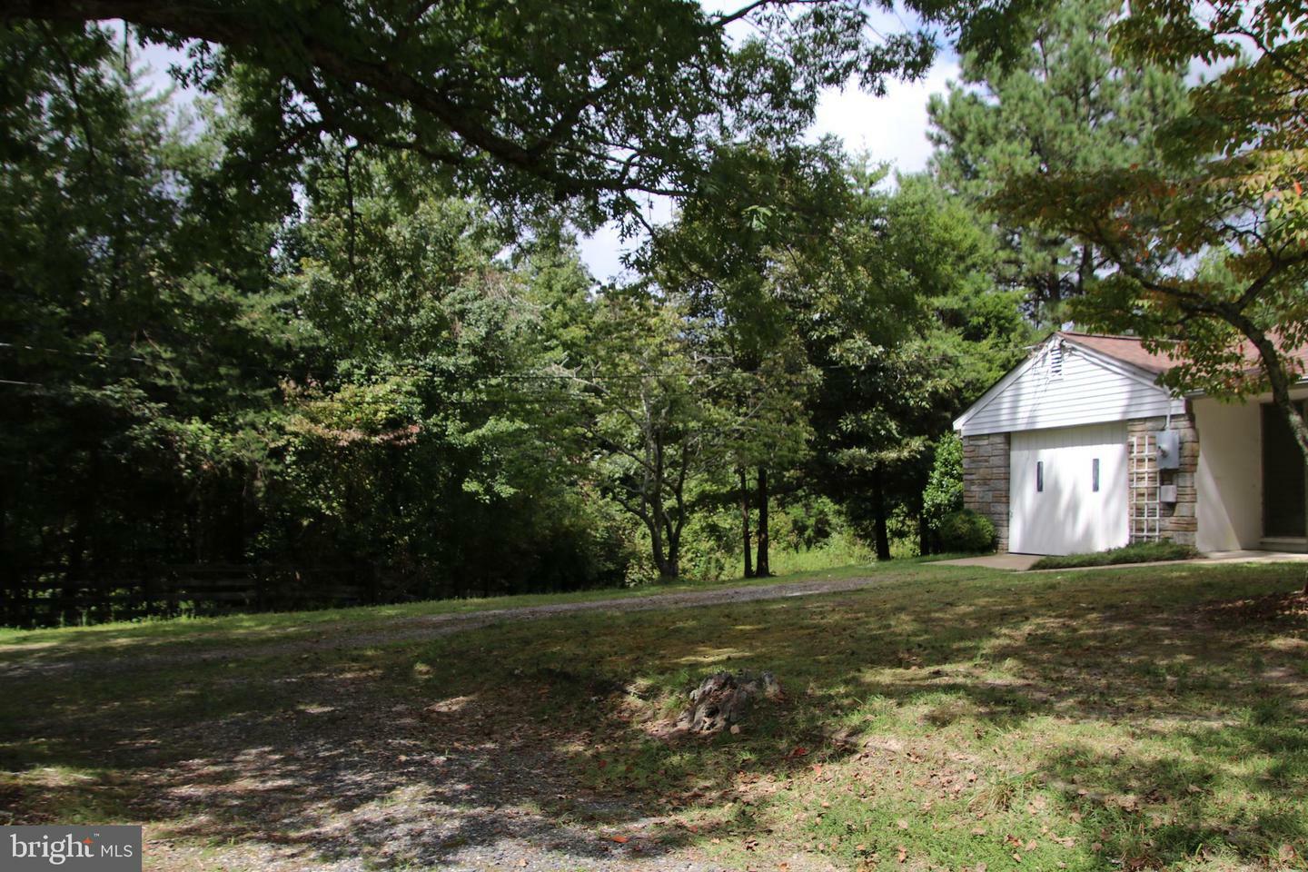 Property Photo:  9105 Kings Highway  VA 22485 