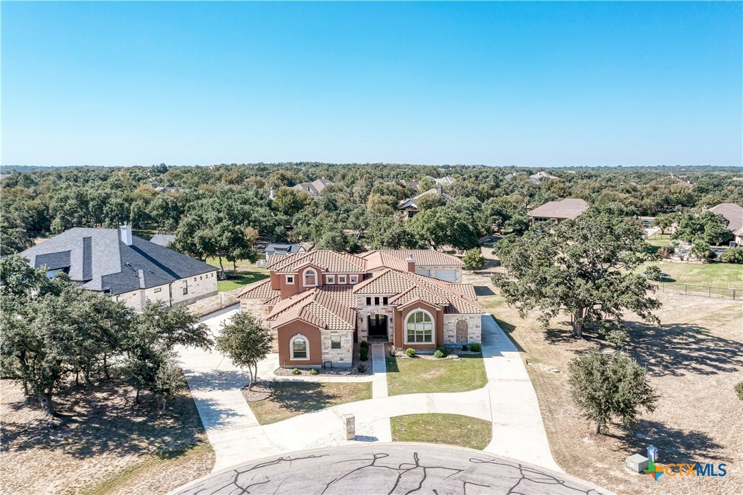 Property Photo:  105 Gabgrove Court  TX 78633 