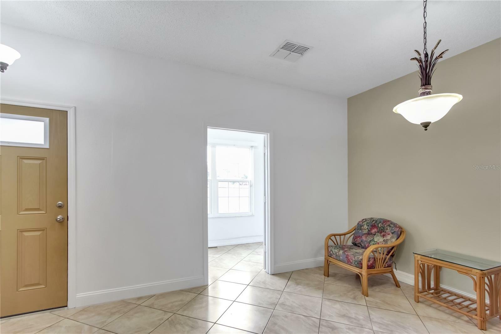 Property Photo:  5852 Mariposa Cove Lane  FL 32822 