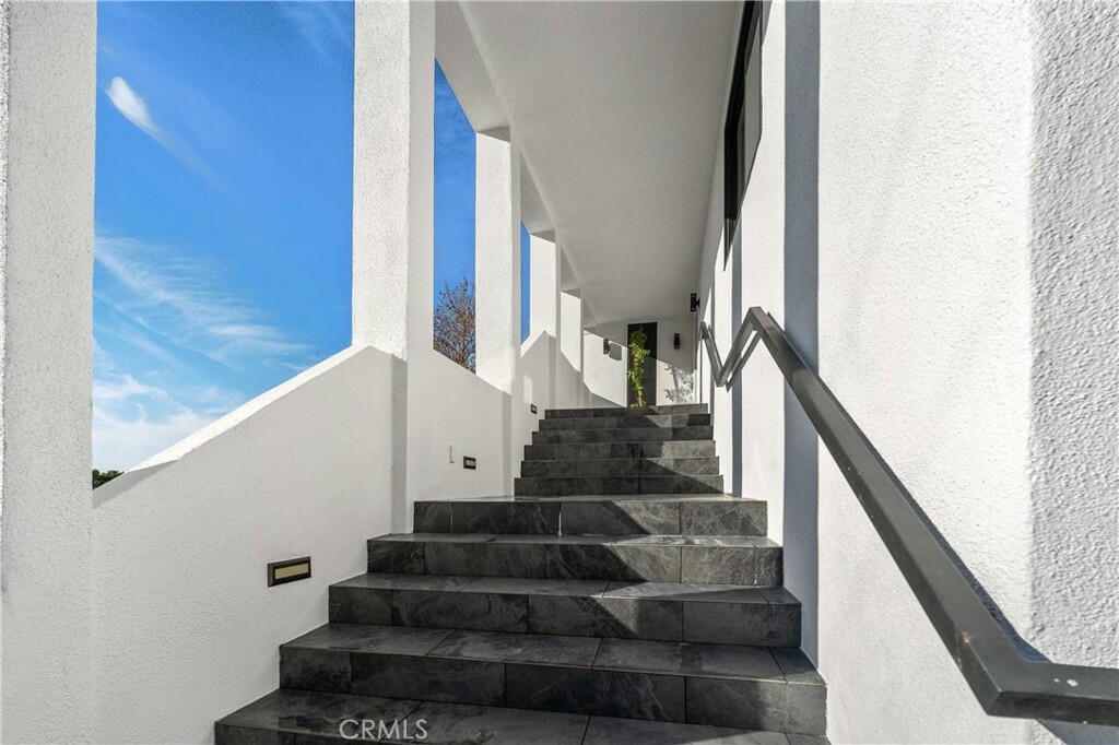 Property Photo:  23625 Summit Drive  CA 91302 