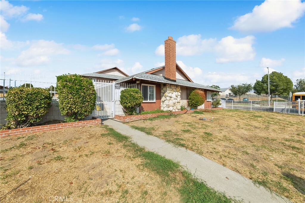 Property Photo:  2194 Sunrise Lane  CA 92404 