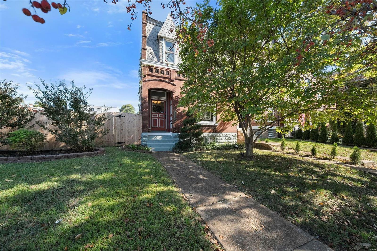 Property Photo:  2816 S Jefferson Avenue  MO 63118 