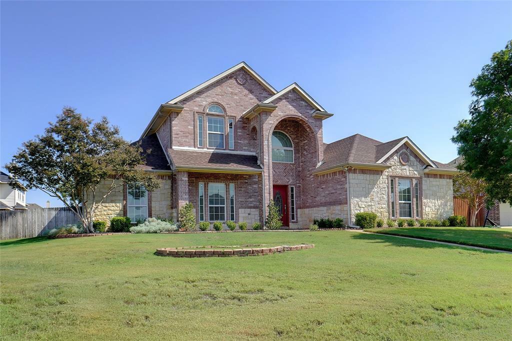 Property Photo:  715 Lakewood Drive  TX 76060 