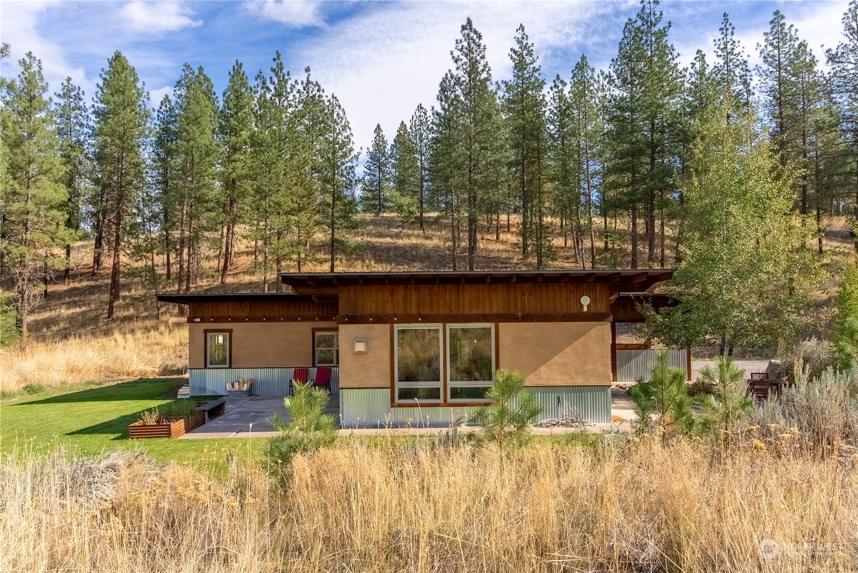 Property Photo:  13 Shooting Star Rd  WA 98862 