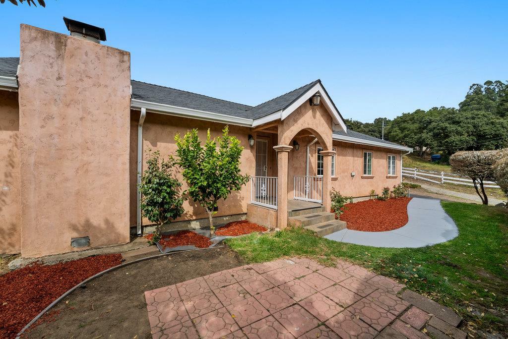 Property Photo: 39 Clausen Road A CA 95076