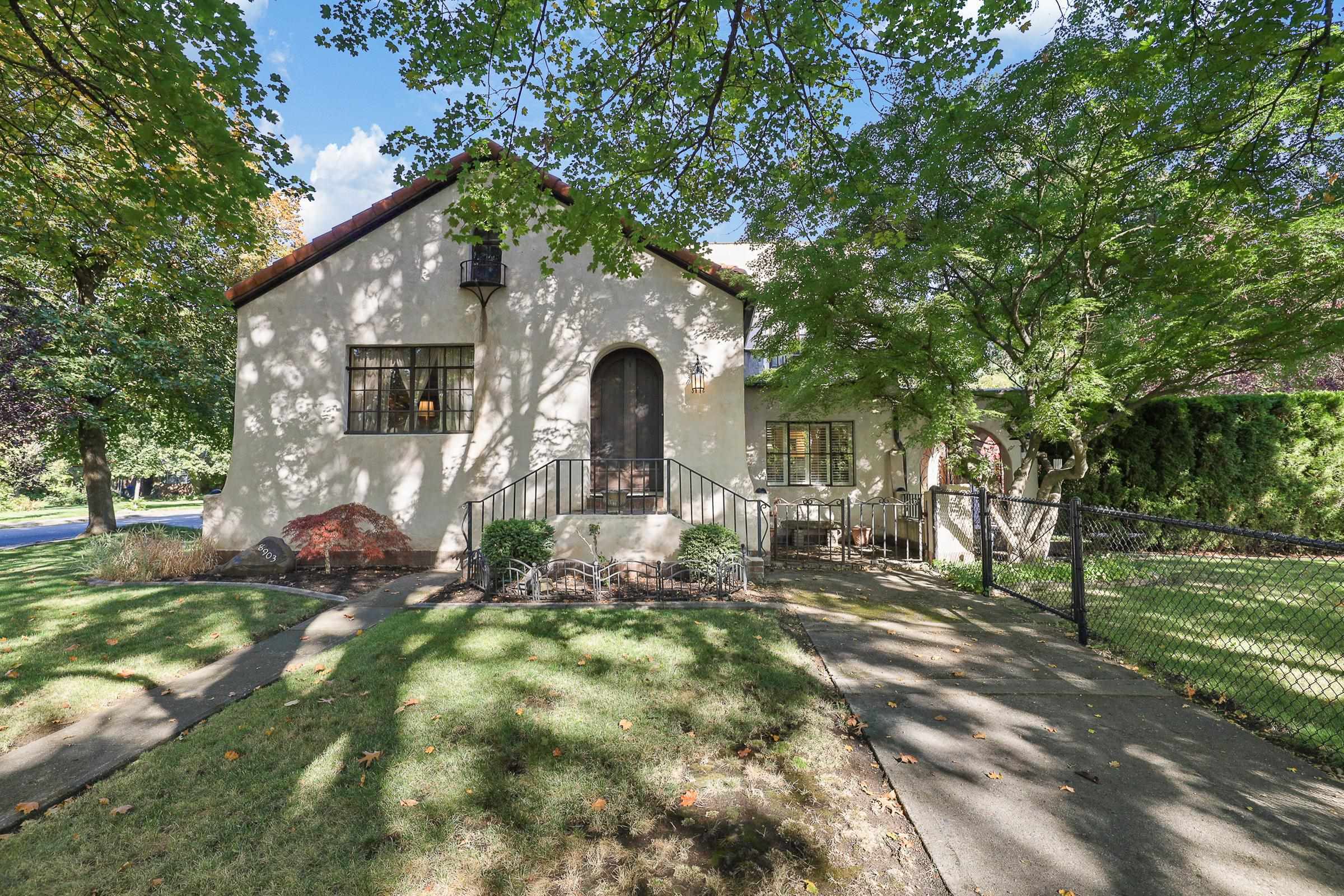 Property Photo:  8903 E Dalton Ave  WA 99212 