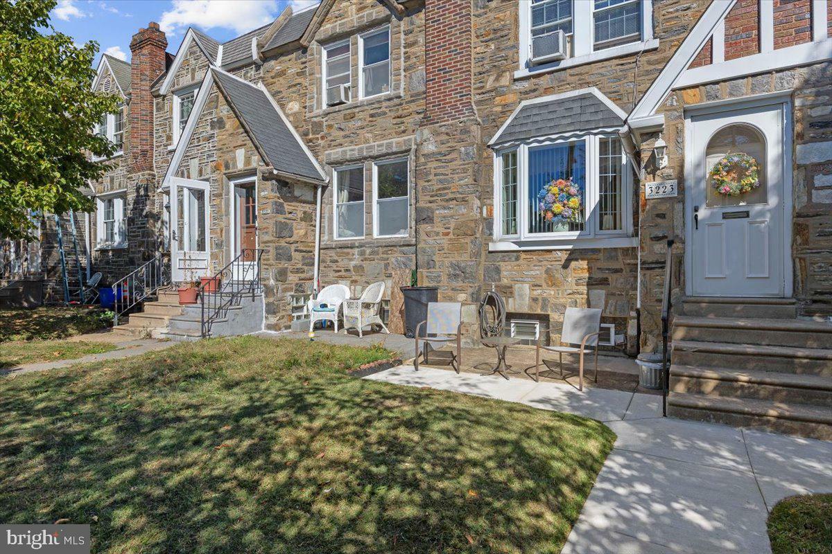 Property Photo:  3223 Longshore Avenue  PA 19149 