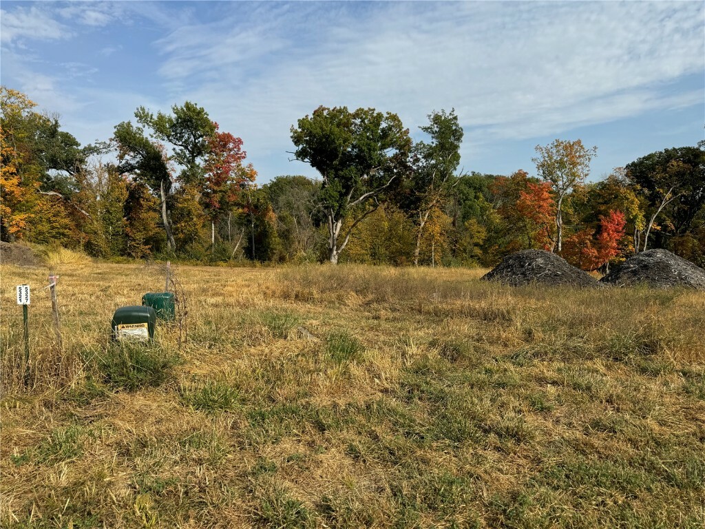 Property Photo:  5327 Seminole Valley Trail NE  IA 52411 