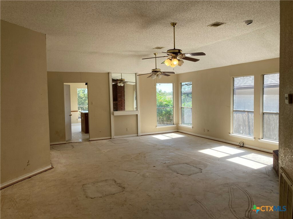 Property Photo:  1157 Lago Vista Street  TX 78666 