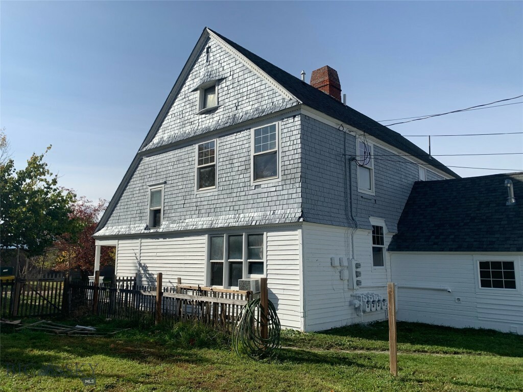 Property Photo:  1110 Vine Street  MT 59802 