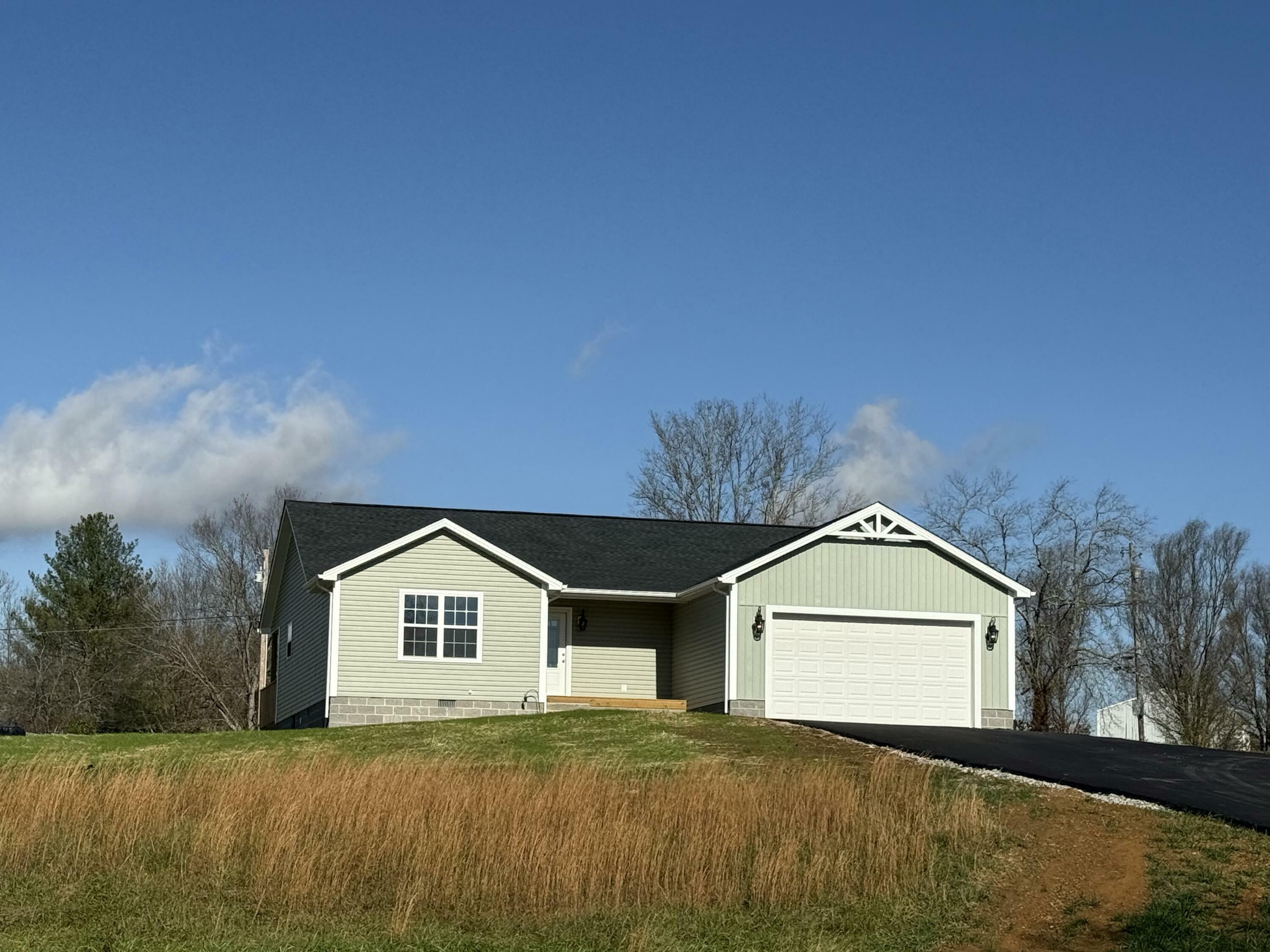 Property Photo:  124 Birch Creek Lane  KY 40729 