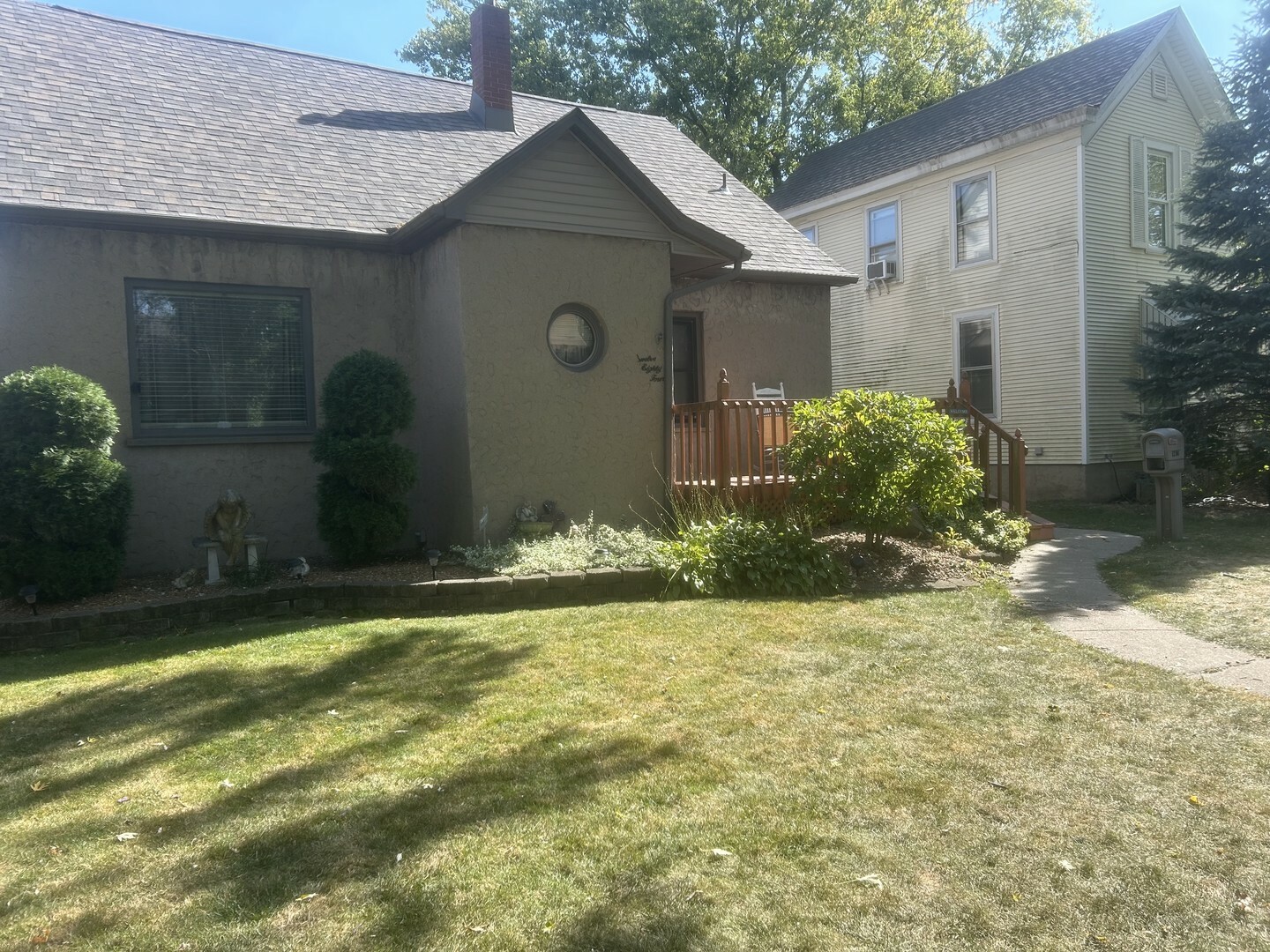 Property Photo:  1284 S 5th Avenue  IL 60901 