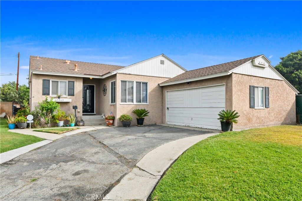 Property Photo:  12963 Lindale Street  CA 90650 