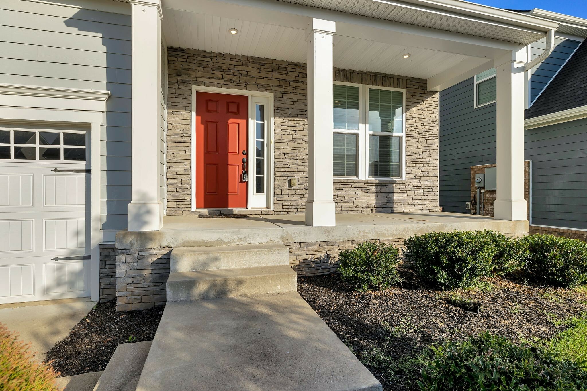 Property Photo:  2080 Morton Dr  TN 37174 