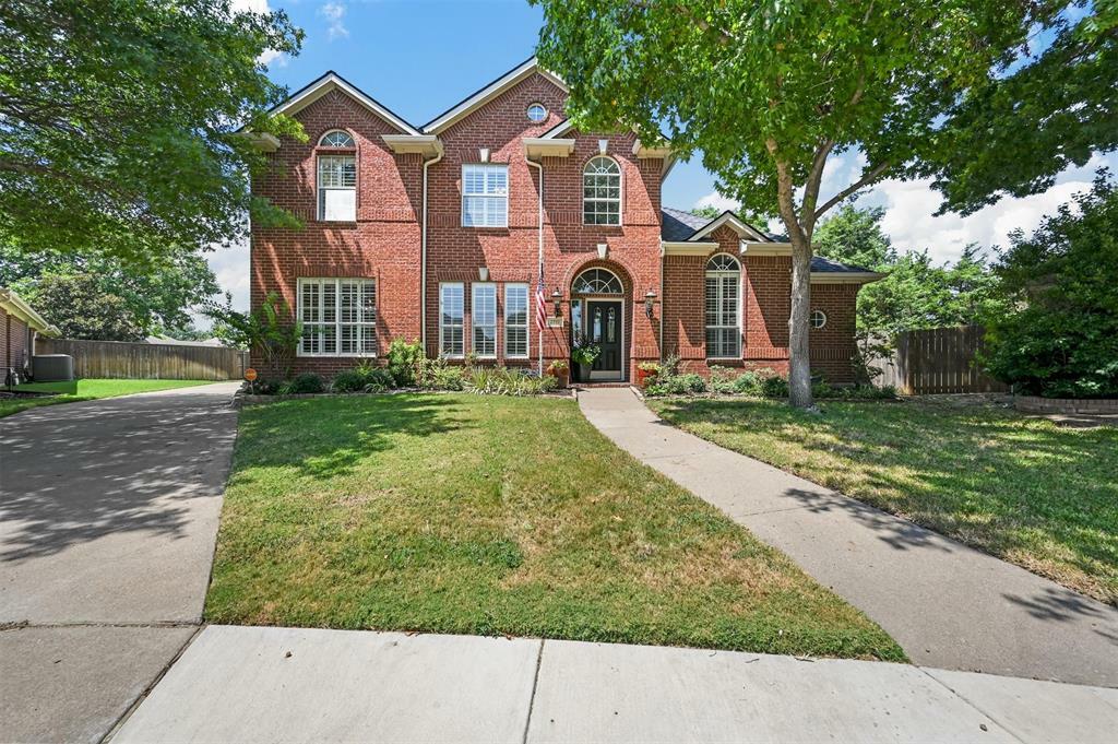 Property Photo: 2711 Country Glen Court TX 76248