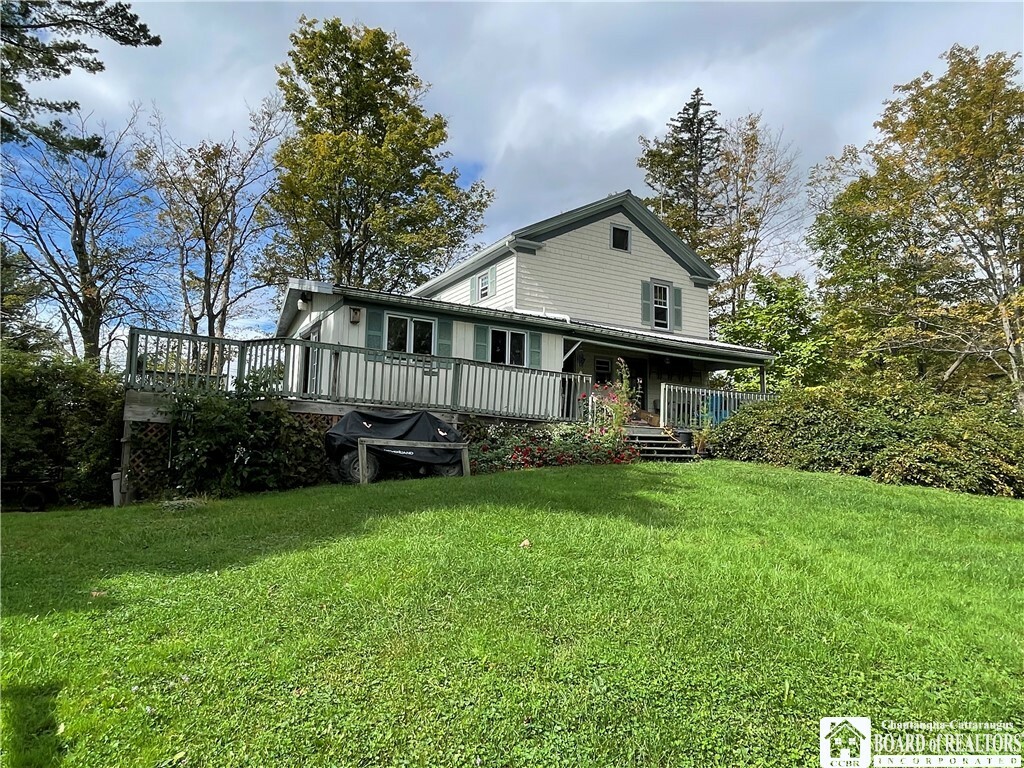 Property Photo:  1628 Wellman Road  NY 14710 