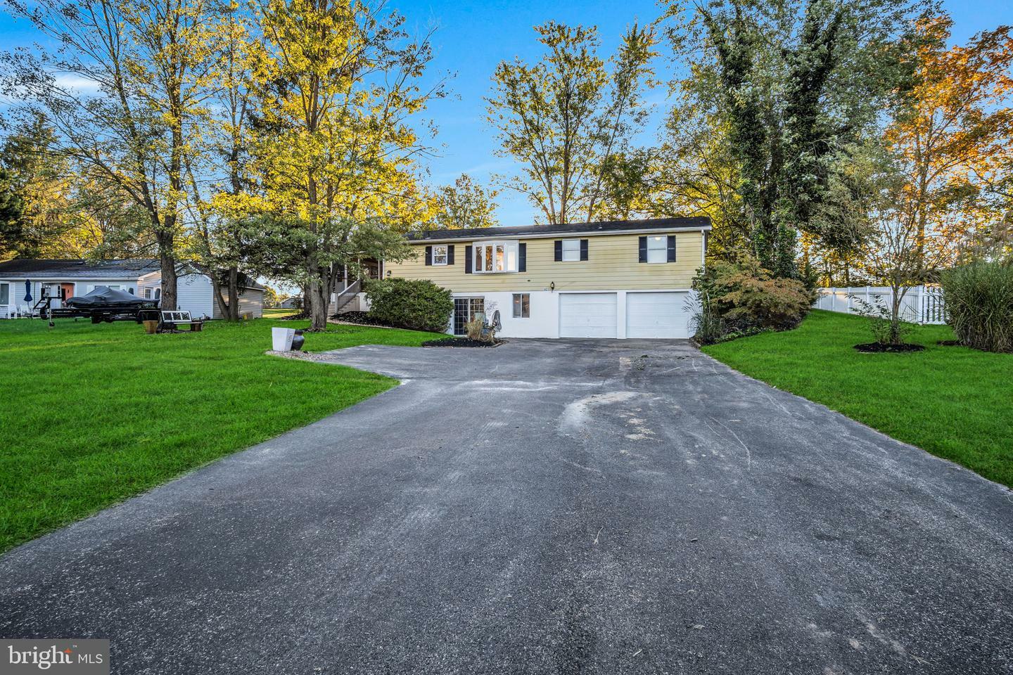 Property Photo:  401 Lake Meade Drive  PA 17316 