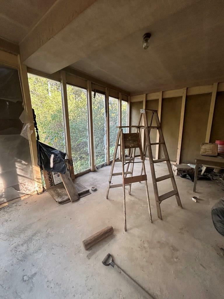 Property Photo:  205 West O Street  IA 50436 