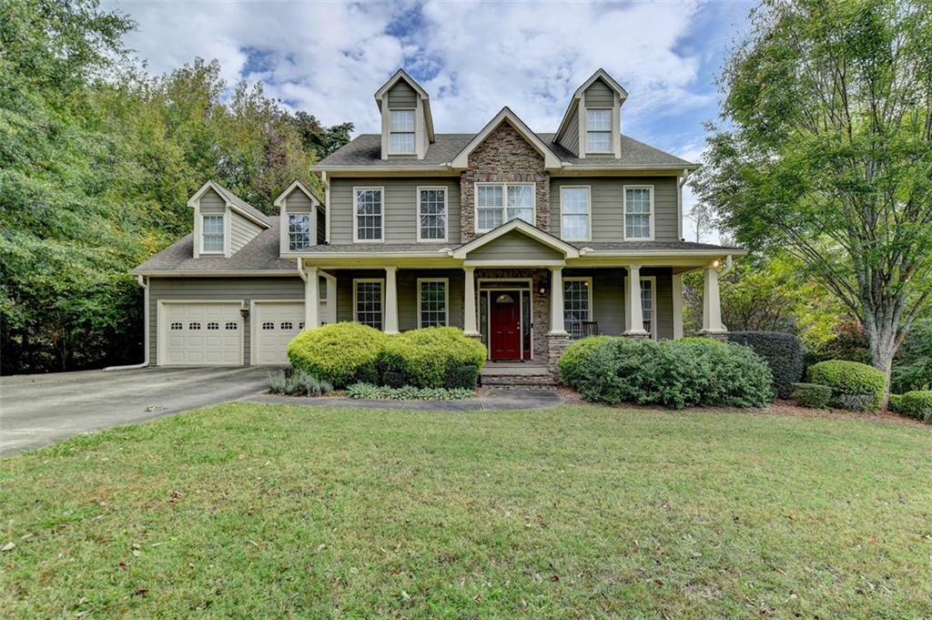Property Photo: 1720 Mountainside Drive GA 30040