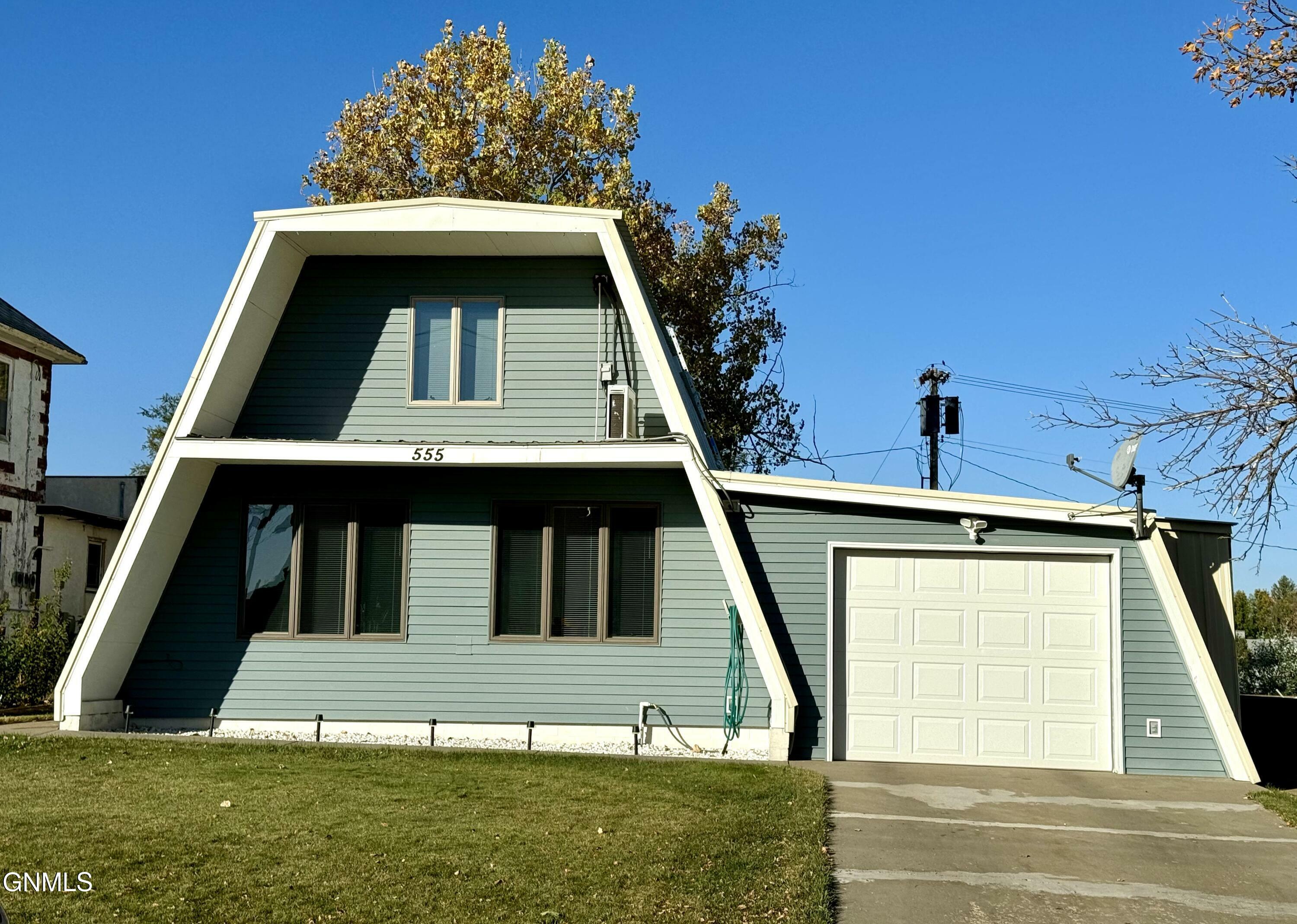 Property Photo:  555 1st Avenue SW  ND 58621 