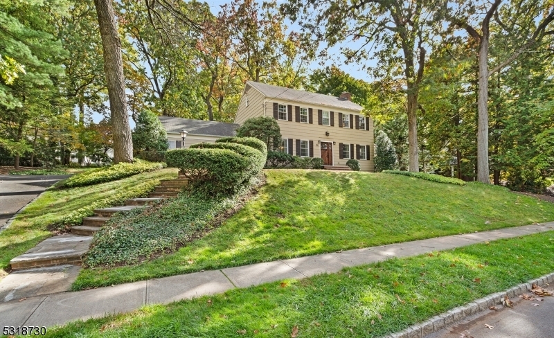 Property Photo:  46 Druid Hill Rd  NJ 07901 