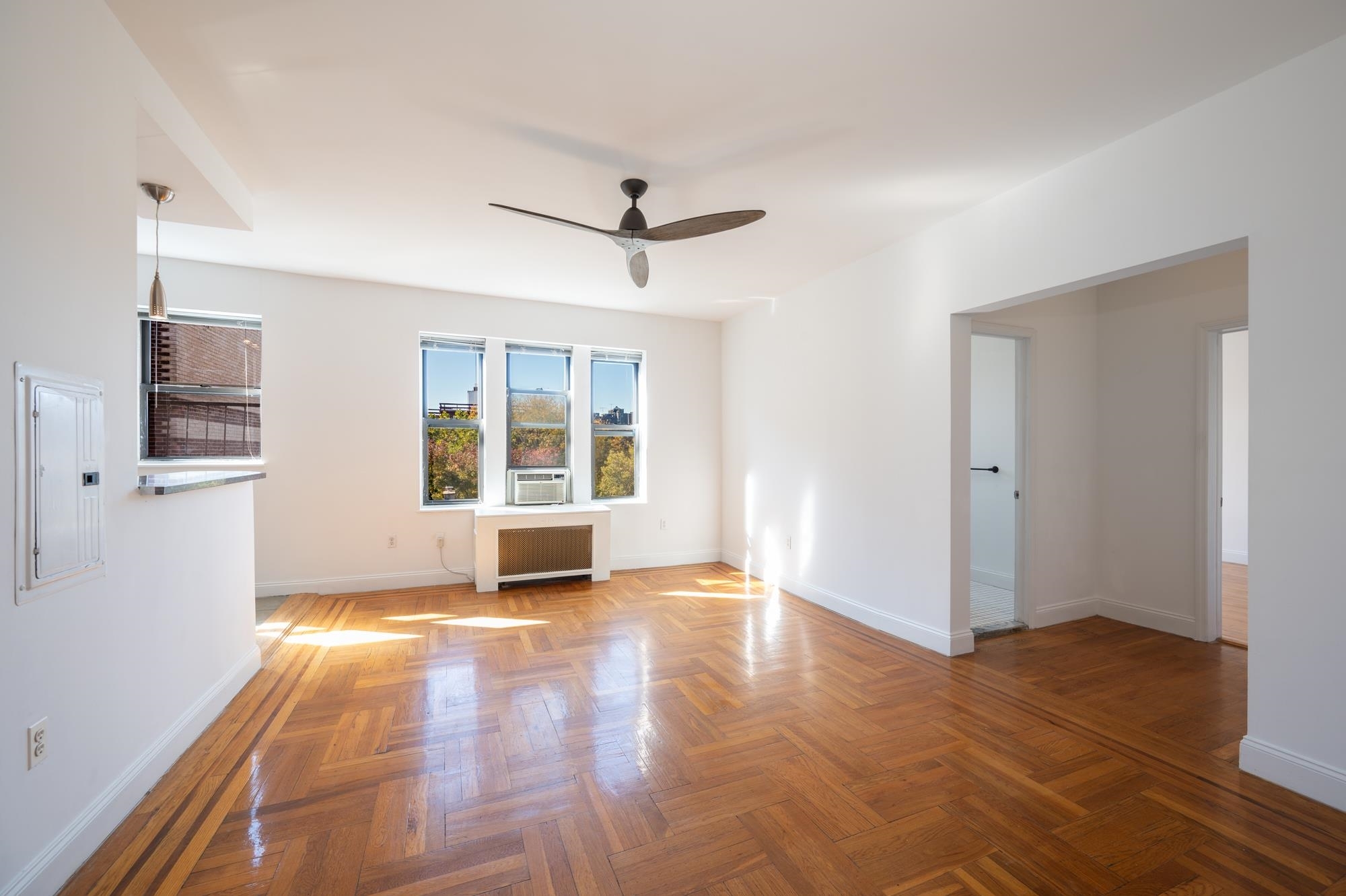 Property Photo:  333 Fairmount Ave 5E  NJ 07306 