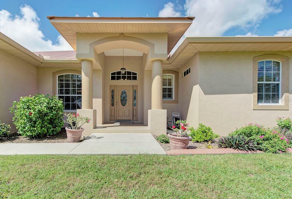 Property Photo:  6930 69th Street E  FL 34221 