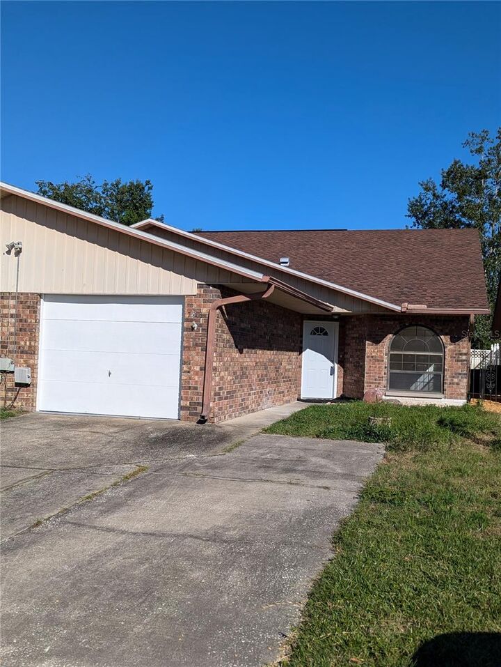 Property Photo: 7803 NE 20th Court FL 34479