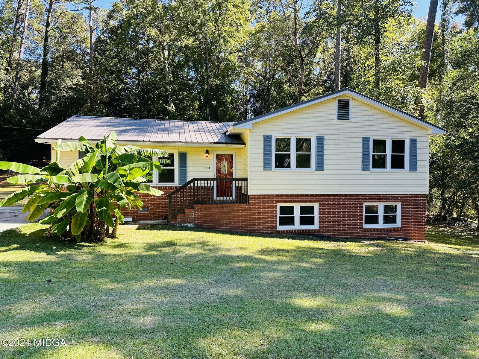 Property Photo: 1831 Lullwater Circle GA 31211