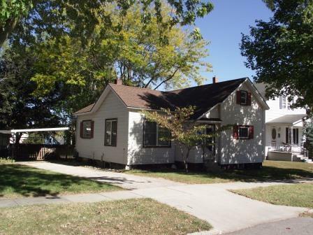 Property Photo:  307 2nd Street  MI 49431 