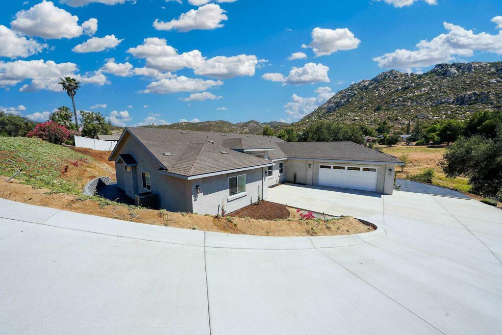 Property Photo:  16816 Daza Drive  CA 92065 