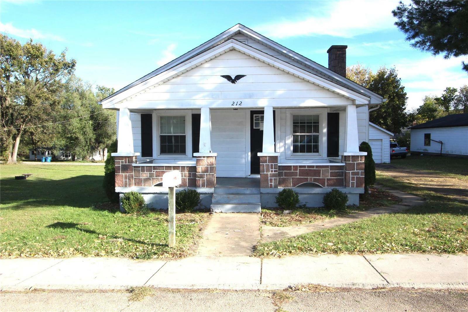 Property Photo:  212 N Large Street  MO 63601 