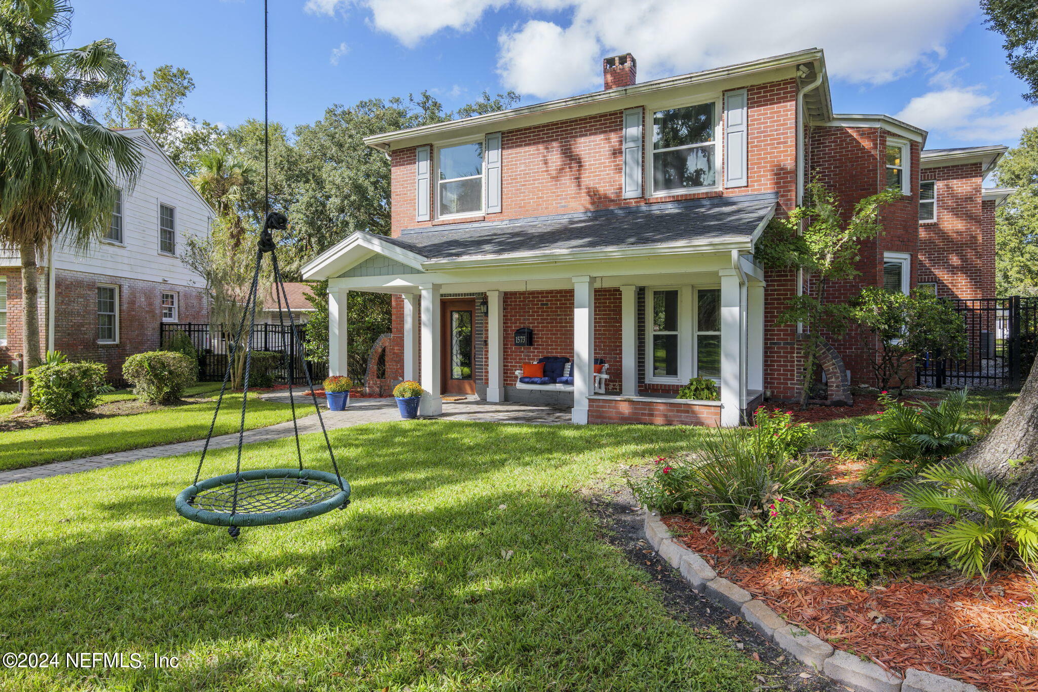 Property Photo:  1573 Alexandria Place N  FL 32207 