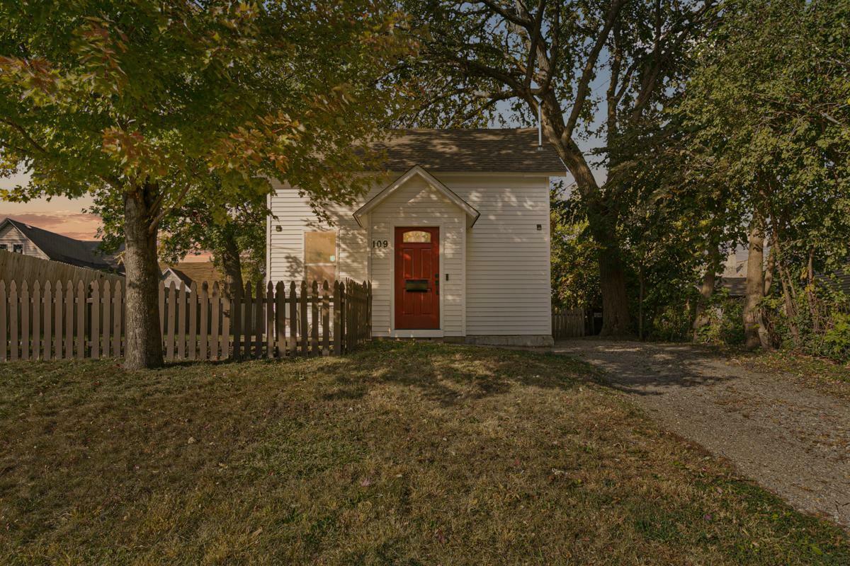 Property Photo:  109 E 2nd Street  MN 56007 