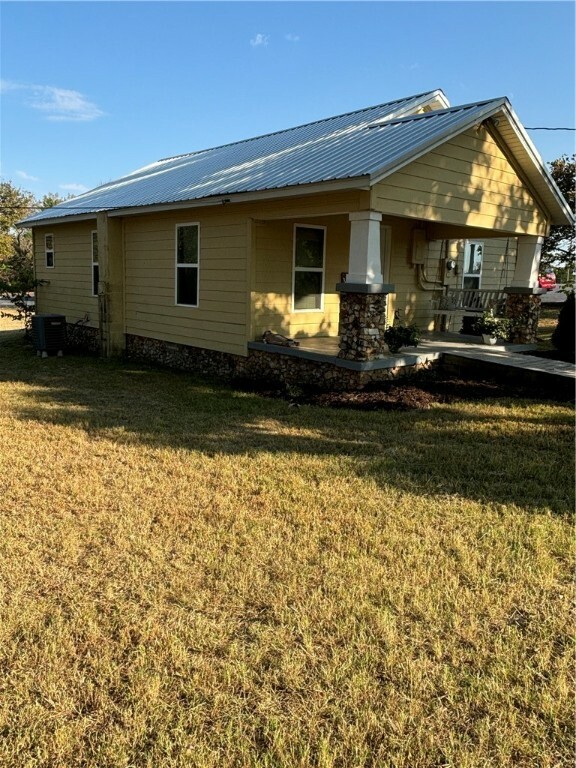 Property Photo:  1500 Ridgeway Loop  AR 72601 