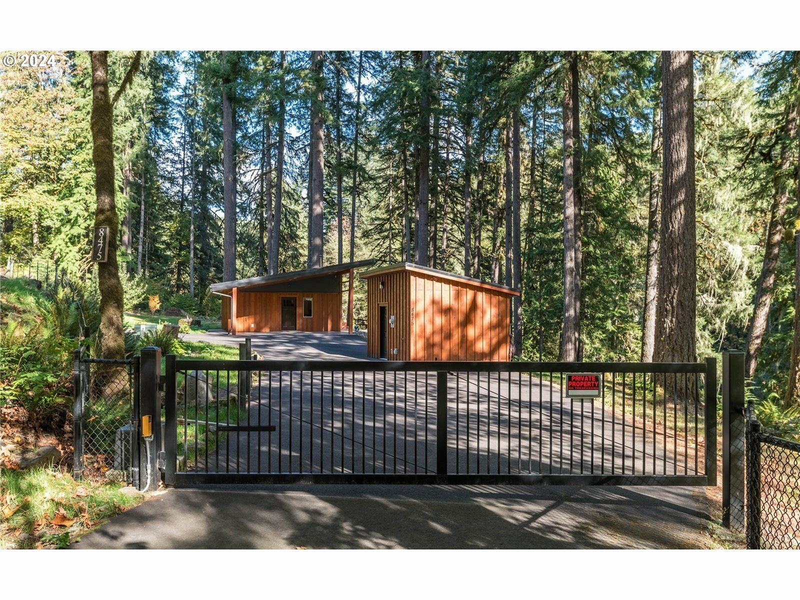 Property Photo:  8475 Kalama River Rd  WA 98625 