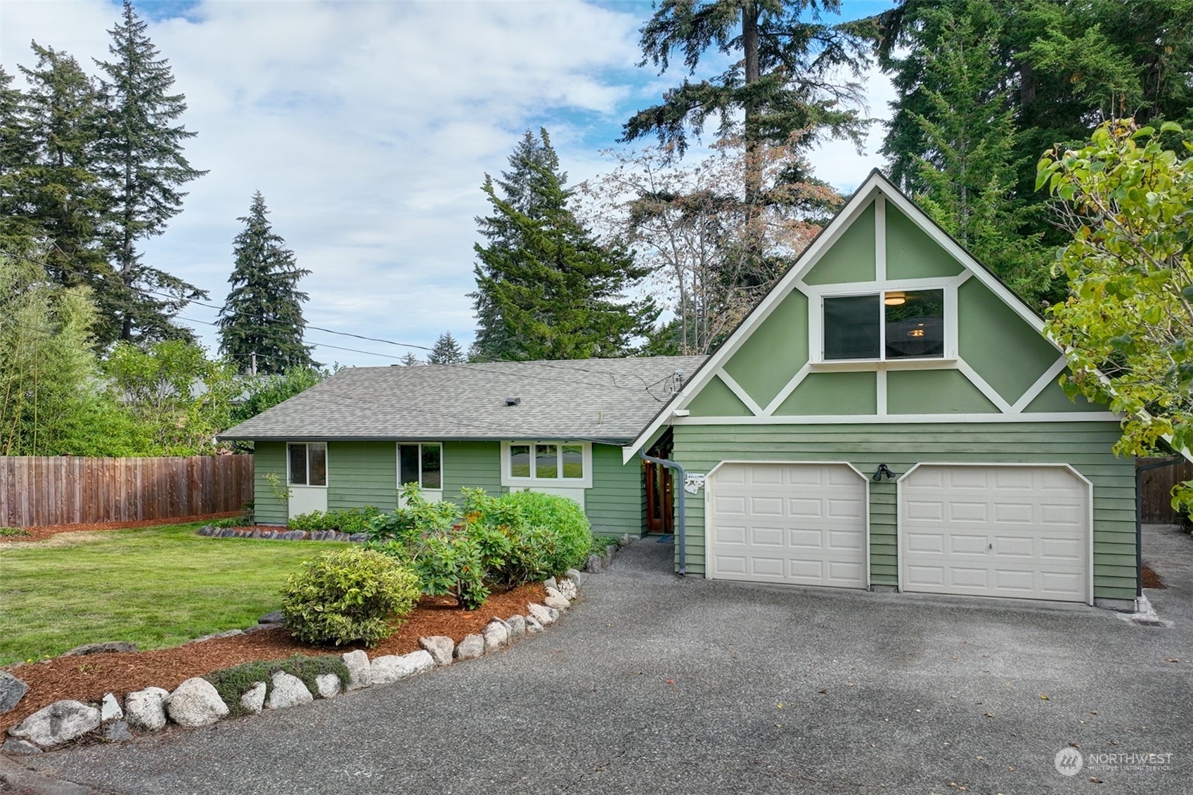 2812 167th Avenue NE  Bellevue WA 98008 photo