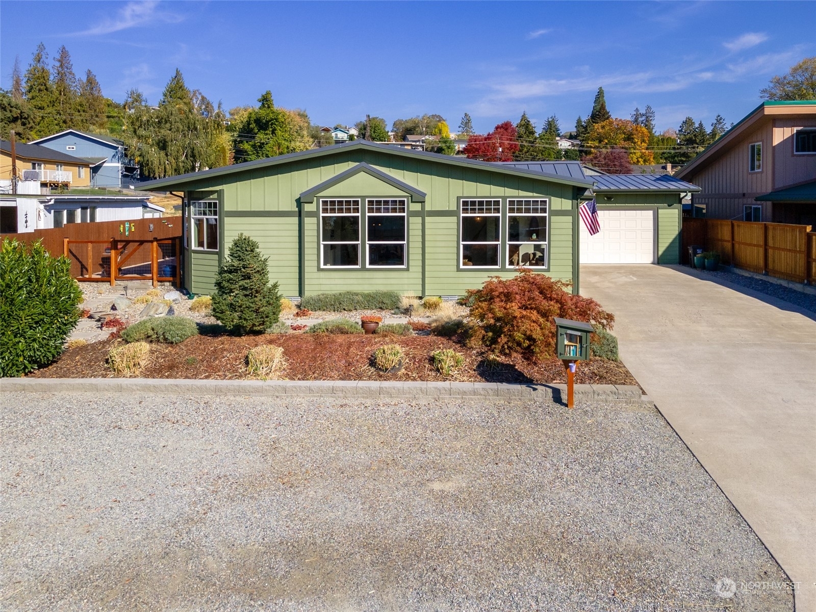 Property Photo:  186 McFadden Drive  WA 98831 